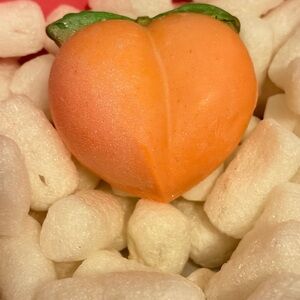 LUSH Kitchen Exclusive Peachy Bar Soap February 2026